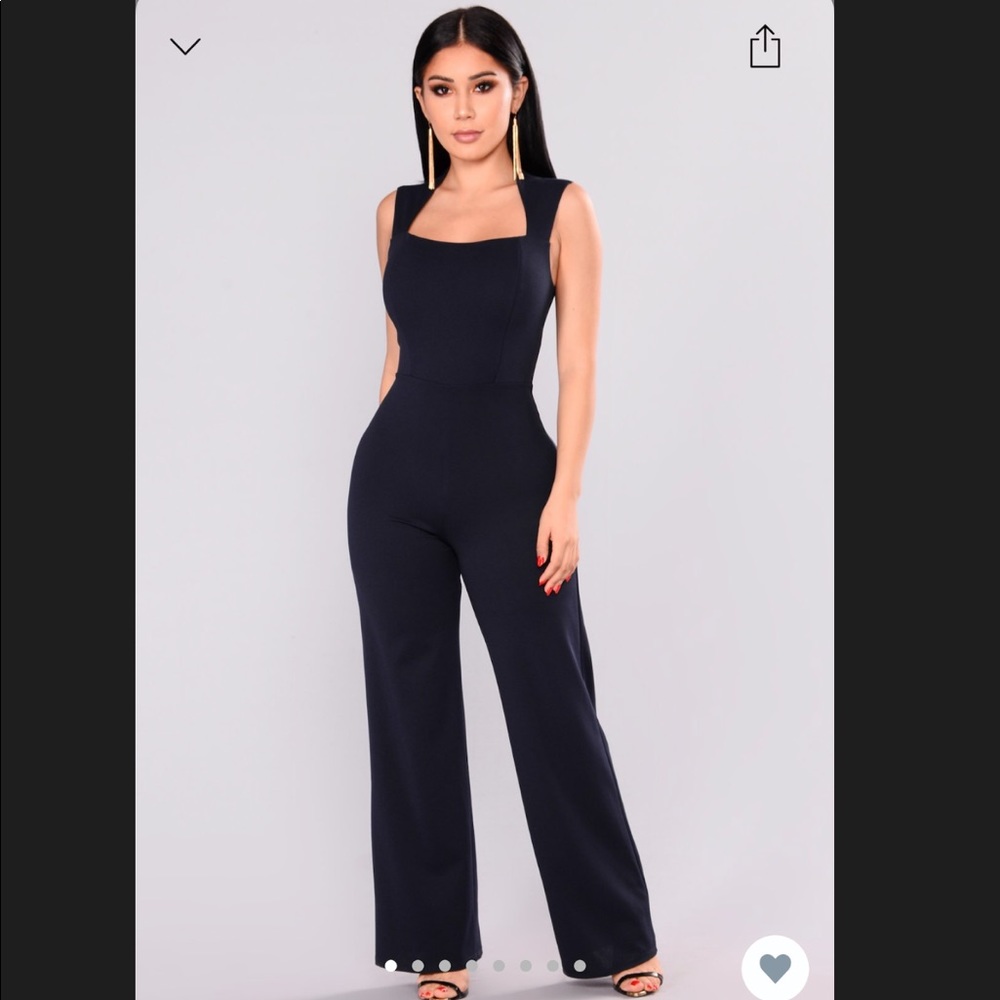 Fashion Nova Providence jumpsuit xs NWT
